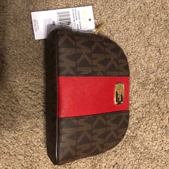 Michael Kors - Picture 3 of 6